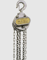 大連海鮮加工廠車間設備檢修冠航不銹鋼手拉葫蘆的應用